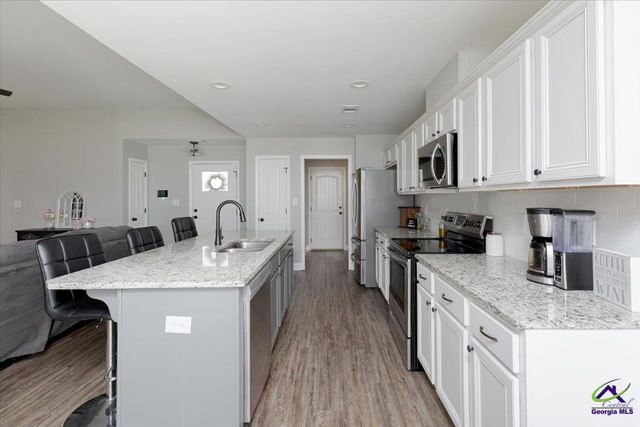 104 Meredith Layne Court, Perry, GA 31069