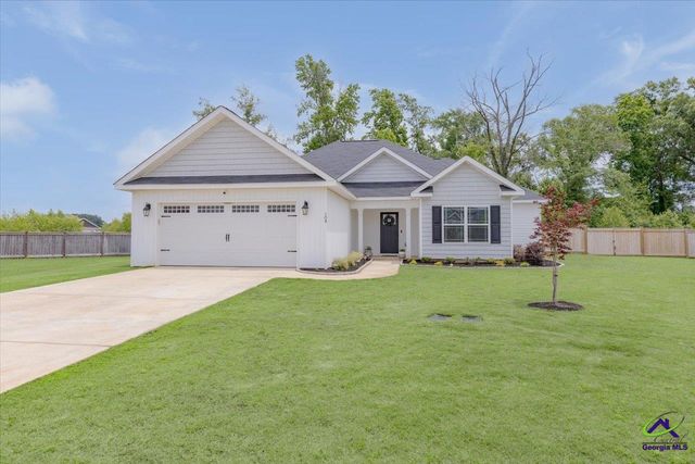 104 Meredith Layne Court, Perry, GA 31069