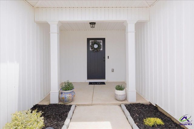 104 Meredith Layne Court, Perry, GA 31069