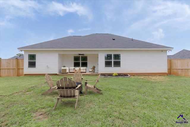 104 Meredith Layne Court, Perry, GA 31069