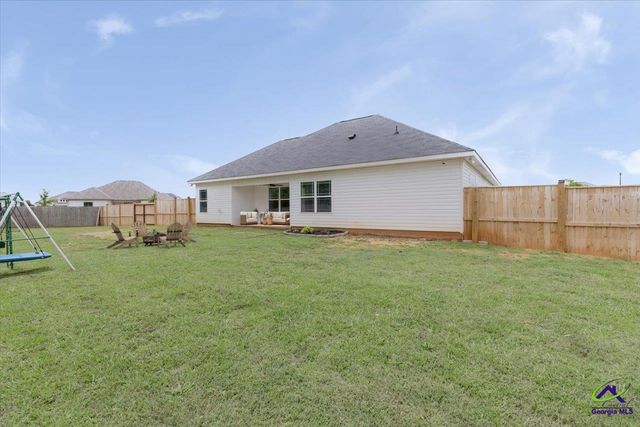 104 Meredith Layne Court, Perry, GA 31069
