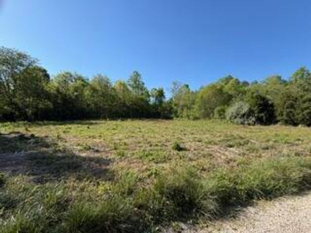 5860 E Kentucky 790, Bronston, KY 42518