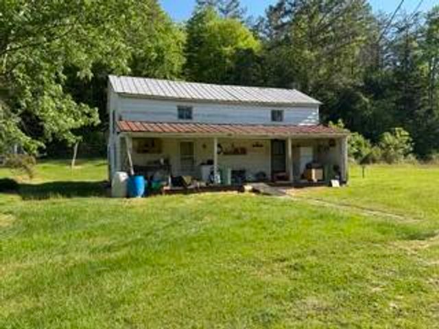 5860 E Kentucky 790, Bronston, KY 42518
