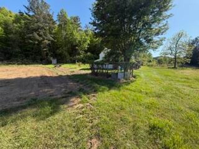 5860 E Kentucky 790, Bronston, KY 42518