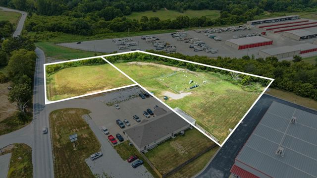 000 Gordon Hollow Drive, Pineville, MO 64856