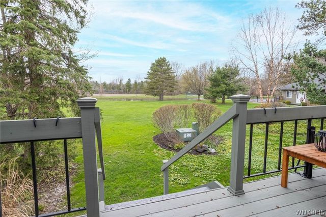 98 Bridle, Orchard Park, NY 14127