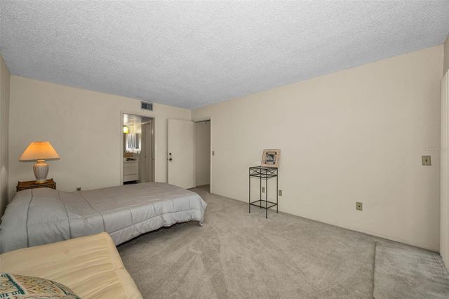 4411 SHADY TERRACE LANE 115, Tampa, FL 33613