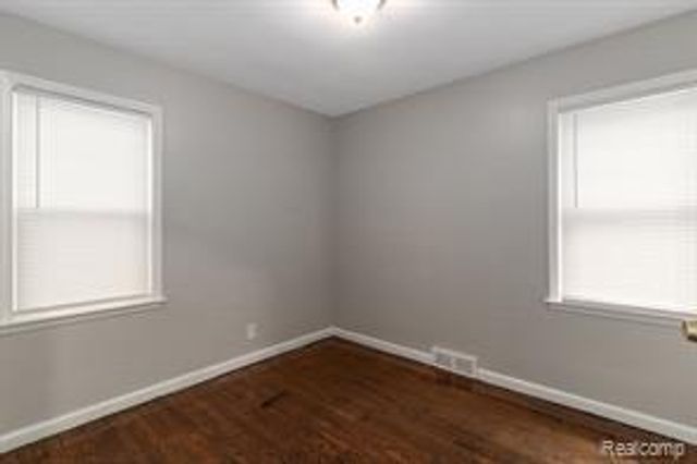 10642 Mckinney Street, Detroit, MI 48224