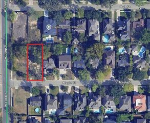 4626 Maple Street, Bellaire, TX 77401