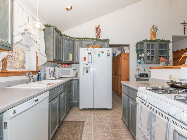100 Tully Brook Road, Richmond, NH 03470