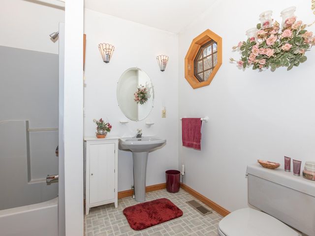 100 Tully Brook Road, Richmond, NH 03470