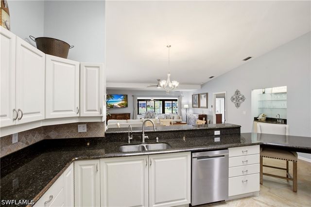 1890 Deborah DR 6, Punta Gorda, FL 33950