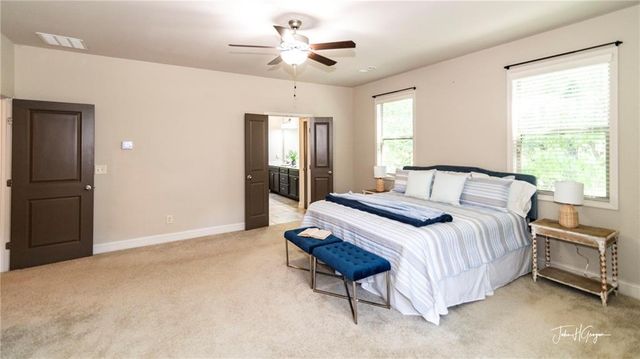 5645 Pleasant Woods Drive, Flowery Branch, GA 30542