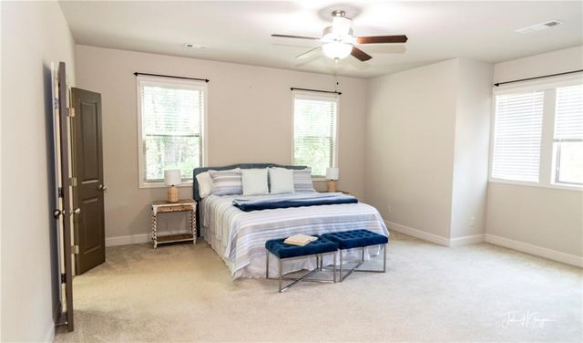 5645 Pleasant Woods Drive, Flowery Branch, GA 30542