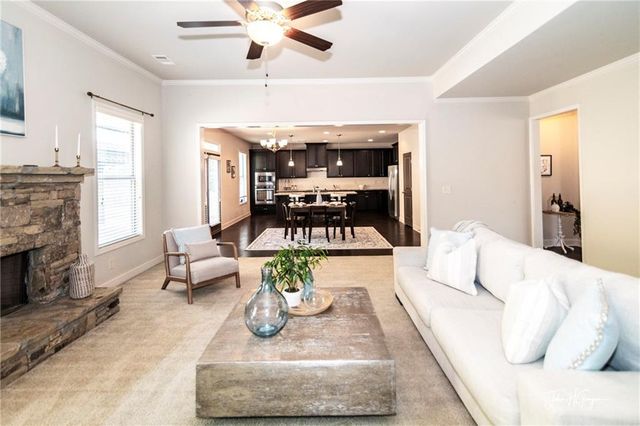 5645 Pleasant Woods Drive, Flowery Branch, GA 30542