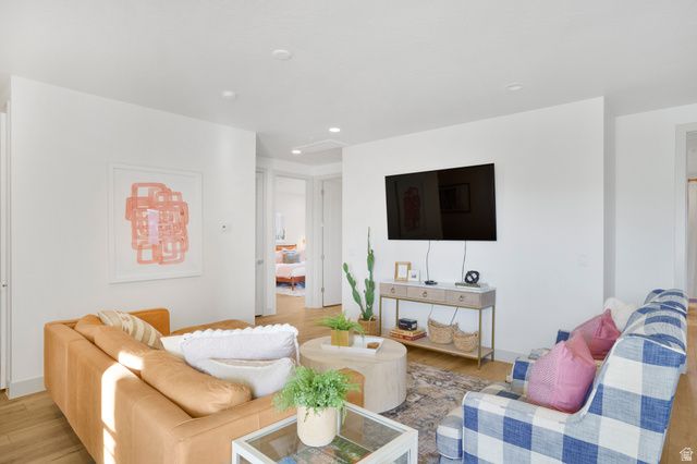 2264 N DOUBLE EAGLE LN, Washington, UT 84780