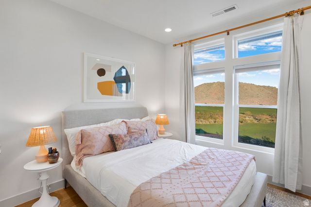 2264 N DOUBLE EAGLE LN, Washington, UT 84780