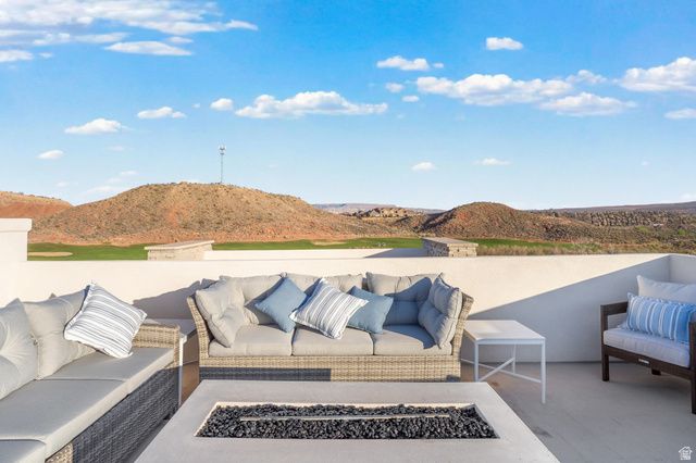 2264 N DOUBLE EAGLE LN, Washington, UT 84780