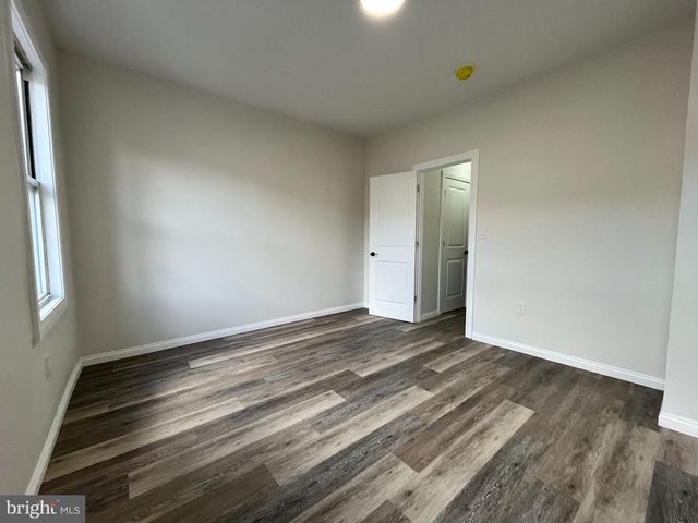 660 N 36TH ST, Philadelphia, PA 19104