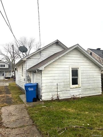 7535 Toepfer Road, Warren, MI 48091