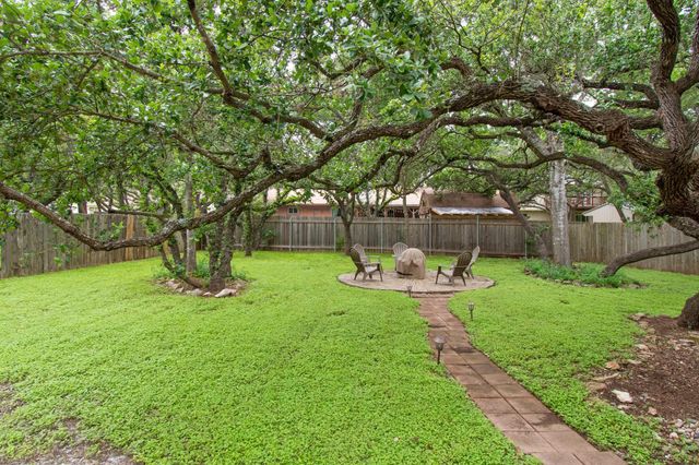 11123 Henge DR, Austin, TX 78759