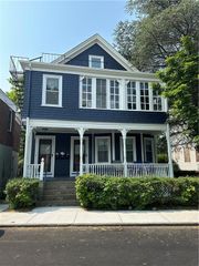 45 East Bowery Street A, Newport, RI 02840