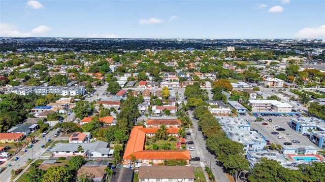140 SW 30th Ct, Miami, FL 33135