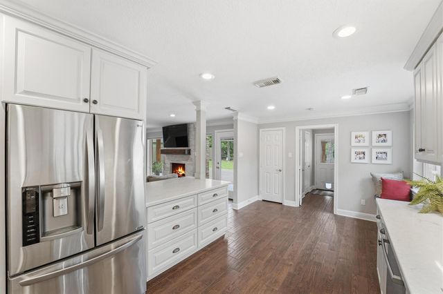 2018 Deer Springs Drive, Kingwood, TX 77339
