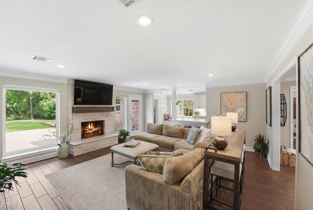 2018 Deer Springs Drive, Kingwood, TX 77339