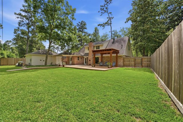 2018 Deer Springs Drive, Kingwood, TX 77339