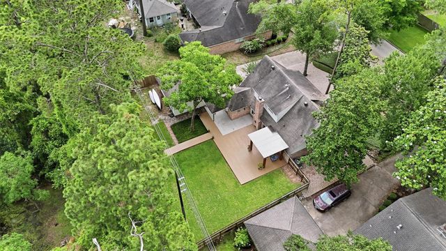 2018 Deer Springs Drive, Kingwood, TX 77339