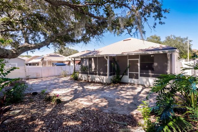 15806 GREEN COVE BOULEVARD, Clermont, FL 34714