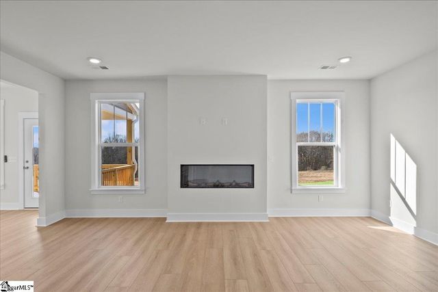 536 Winstone Trail, Woodruff, SC 29388