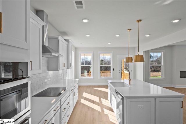 536 Winstone Trail, Woodruff, SC 29388