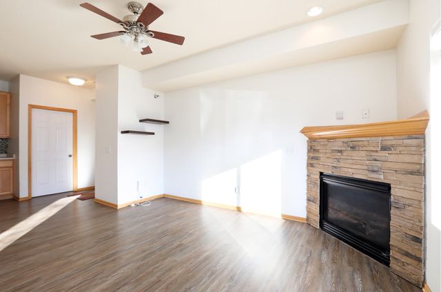 8601 Westown Parkway 17114, West Des Moines, IA 50266