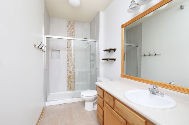 8601 Westown Parkway 17114, West Des Moines, IA 50266