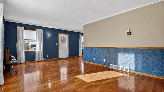 3231 Oakland Street, Eau Claire, WI 54703