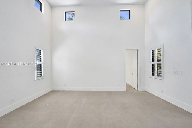 4100 E Gardenia Ave 4100, Weston, FL 33332