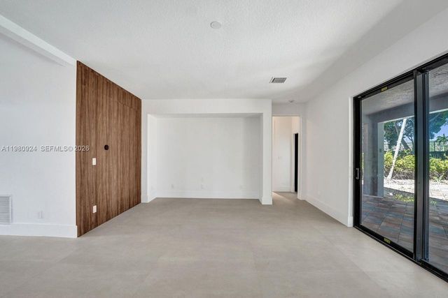 4100 E Gardenia Ave 4100, Weston, FL 33332