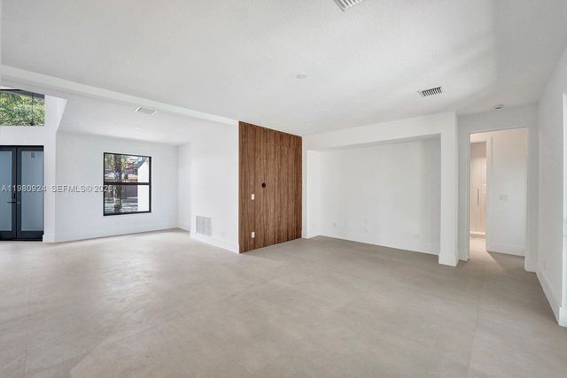 4100 E Gardenia Ave 4100, Weston, FL 33332