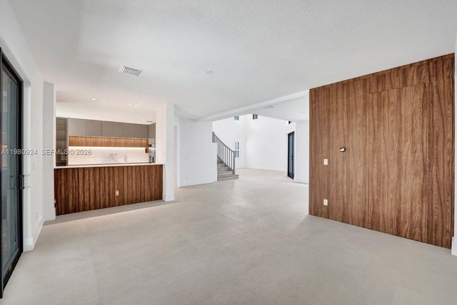 4100 E Gardenia Ave 4100, Weston, FL 33332