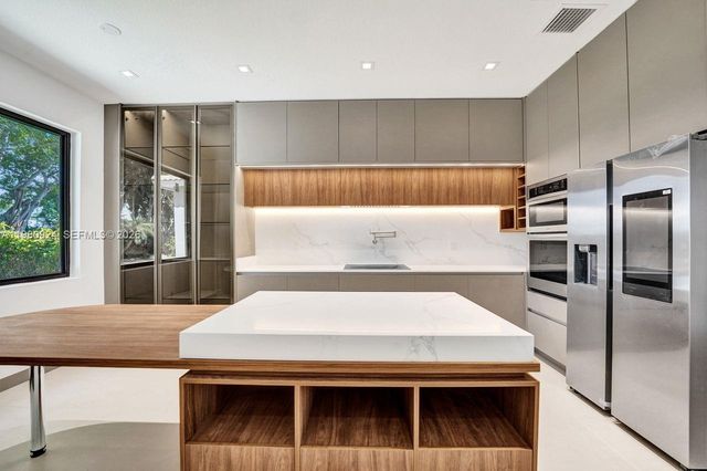 4100 E Gardenia Ave 4100, Weston, FL 33332