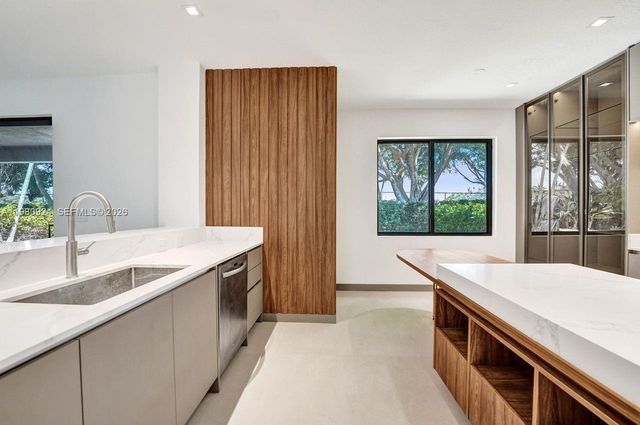 4100 E Gardenia Ave 4100, Weston, FL 33332