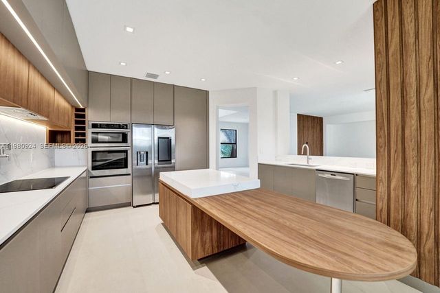 4100 E Gardenia Ave 4100, Weston, FL 33332