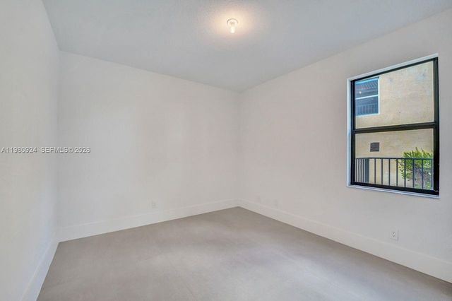 4100 E Gardenia Ave 4100, Weston, FL 33332