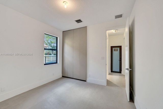 4100 E Gardenia Ave 4100, Weston, FL 33332