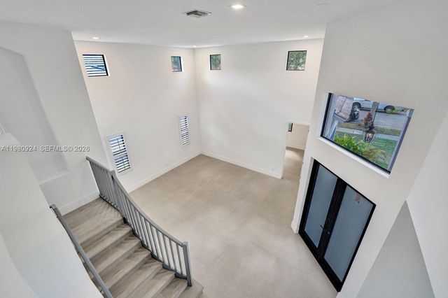 4100 E Gardenia Ave 4100, Weston, FL 33332