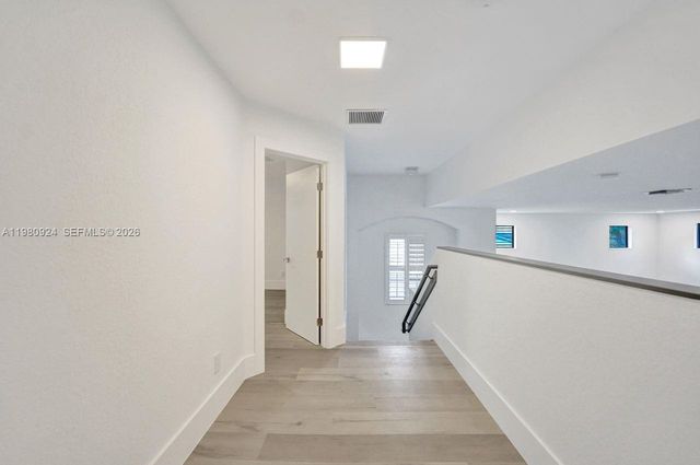 4100 E Gardenia Ave 4100, Weston, FL 33332