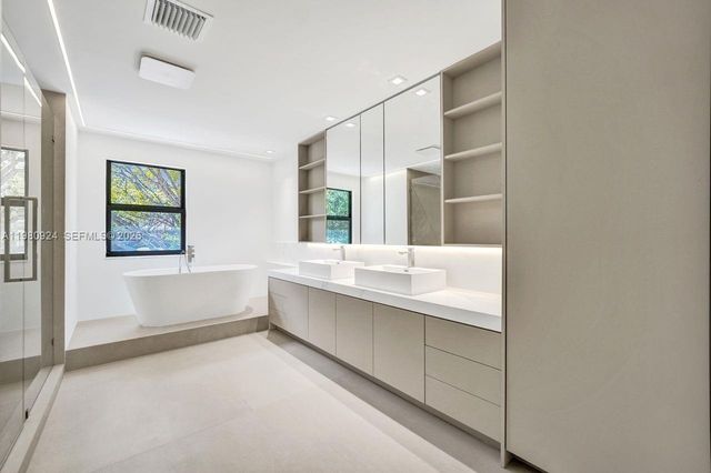 4100 E Gardenia Ave 4100, Weston, FL 33332