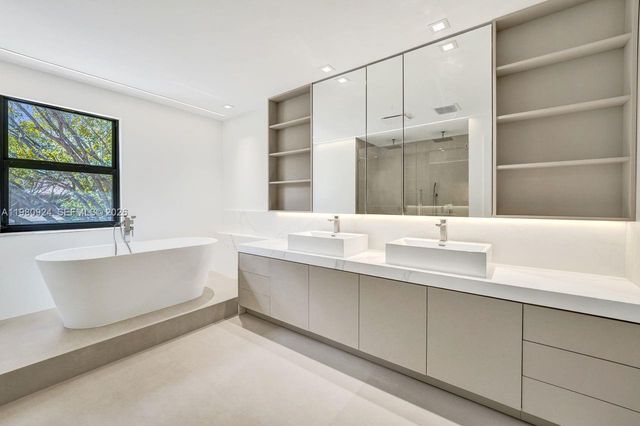 4100 E Gardenia Ave 4100, Weston, FL 33332